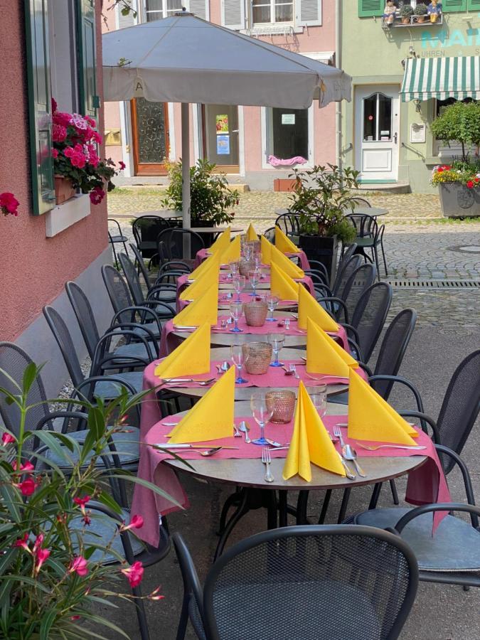 Gasthaus Zum Hirschen Staufen im Breisgau Eksteriør billede