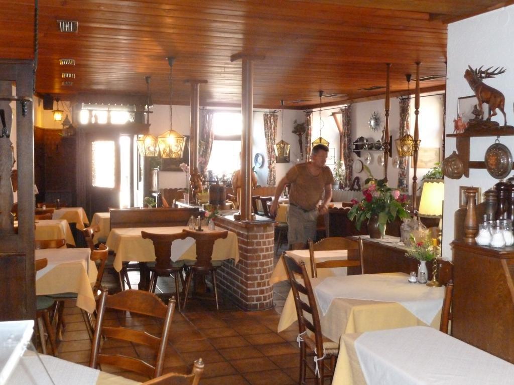 Gasthaus Zum Hirschen Staufen im Breisgau Eksteriør billede